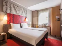 Ibis Manchester Centre 96 Portland Street Hotels in Manchester