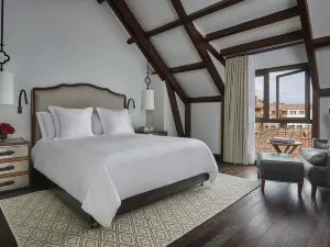 Four Seasons Hotel Casa Medina Bogota