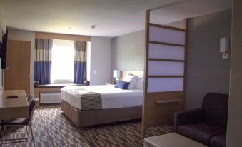 Microtel Inn & Suites by Wyndham Camp Lejeune/Jacksonville