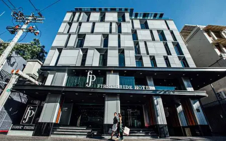 First Pride Hotel Bangkok