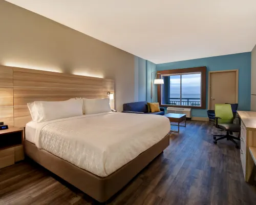 Holiday Inn Express & Suites GALVESTON BEACH by IHG Hotels in Galveston