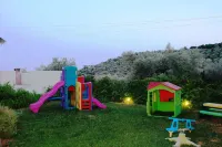 4 Epoches Hotel Hotels in Votsi