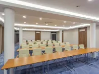 Outlet Hotel Polgár