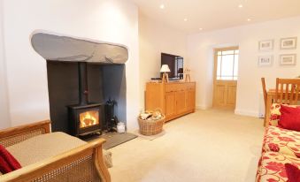 19 Cwmorthin Road - Housity