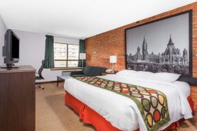 Super 8 by Wyndham Sudbury on