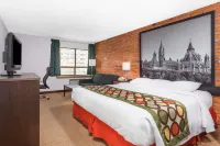 Super 8 by Wyndham Sudbury on