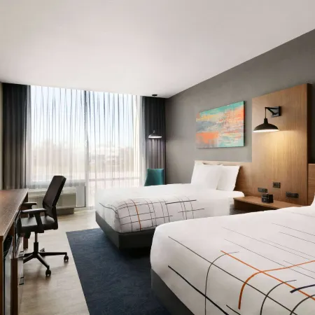 La Quinta Inn & Suites by Wyndham College Station North