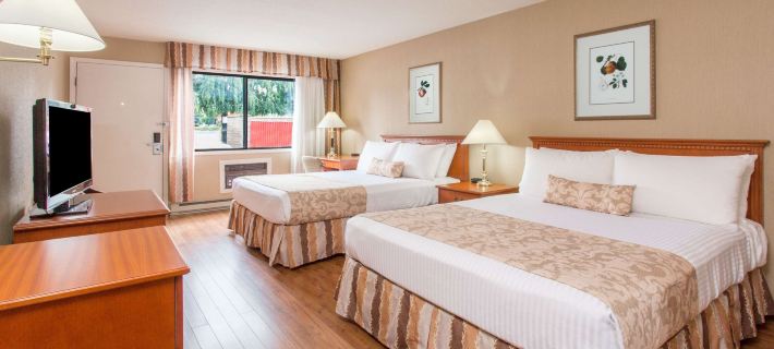 Ramada by Wyndham Kelowna Hotel & Conference Center Hotels in Kelowna