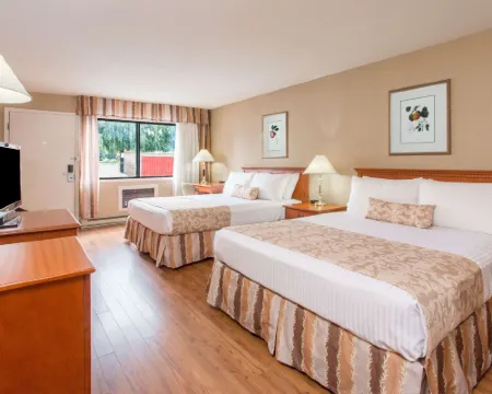 Ramada by Wyndham Kelowna Hotel & Conference Center Hotels in Kelowna