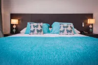 Soho Luxury Suites - Private Pools