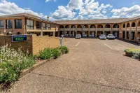 Cumberland Motor Inn - Motels