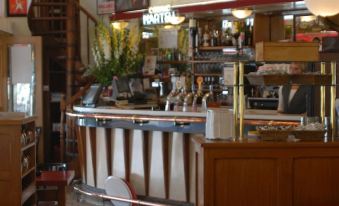 Hotel & Restaurant le Central Trouville