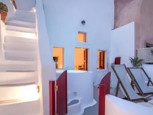 Hector Cave House