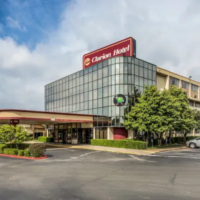 Ramada by Wyndham Tulsa Broken Arrow Hotels near Blue Bell Creameries