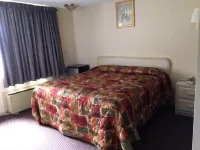 Colonade Motel Các khách sạn ở East Windsor