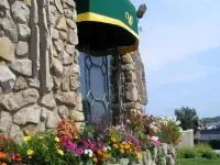 Weathervane Terrace Inn and Suites Hotels in Charlevoix