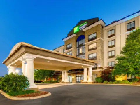 هوليداي إن إكسبرس هوتل آند سويتس ناشفيلي أوبريلاند باي آيتش جي Hotels near غراند أول أوبري
