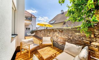 Deluxe Apartment with Terrace and Parking in the Historic City Centre of Krems an der Donau