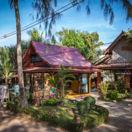Lanta Pearl Beach Resort
