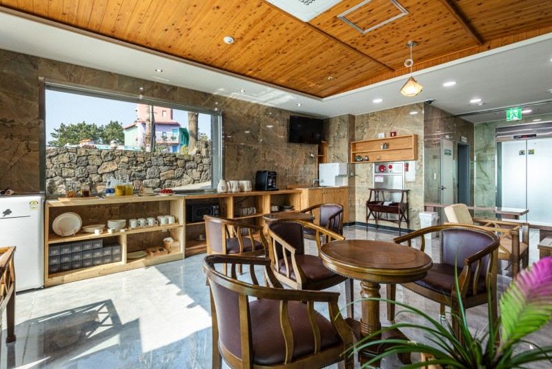 2. 애월오션스테이..