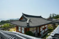 Shinan Rainbow Hanok Pension