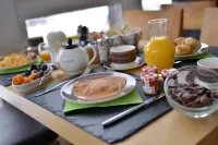 Hotel & Spa Vacances Bleues Villa Marlioz - breakfast