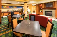 Fairfield Inn & Suites Elizabethtown Hotels in Elizabethtown