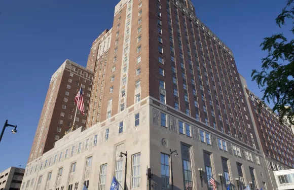 密爾沃基希爾頓酒店