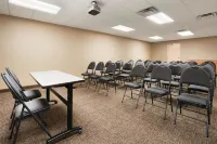 Days Inn & Suites by Wyndham Cochrane Hotels in Cochrane