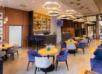 Hotel STATUS Hotels in Brest