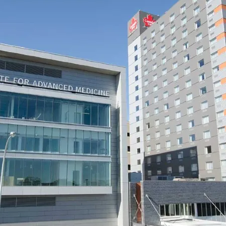 Canad Inns Health Sciences Centre Отели рядом с достопримечательностью «Спортивный комплекс «Белл МТС Плэйс»»