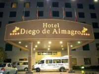 ホテル ディエゴ デ アルマグロ アエロプエルト