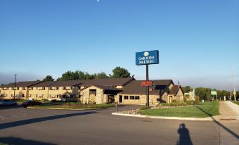 Cobblestone Inn & Suites - Merrill