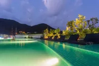 Journeyhub Phuket Patong