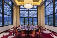 Hilton Linzhi Resort Hotel di Mainling