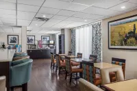 Hampton Inn Douglas - Wifi