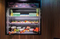 Moxy Berlin Airport - breakfast