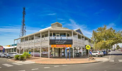 Indulge Apartments - CBD