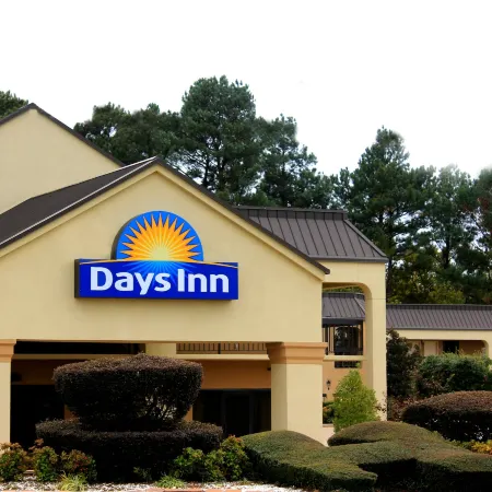 Days Inn by Wyndham Longview South