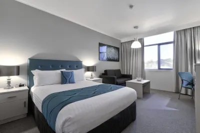Pavilion Hotel Wagga Wagga 월룬드리 라군, 번스 웨이 주변 호텔