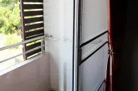 Pornkasem House