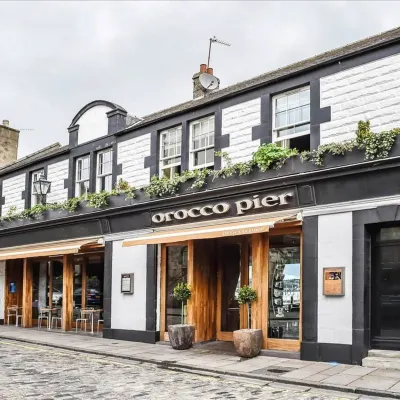 Orocco Pier Hotels near Dalmeny