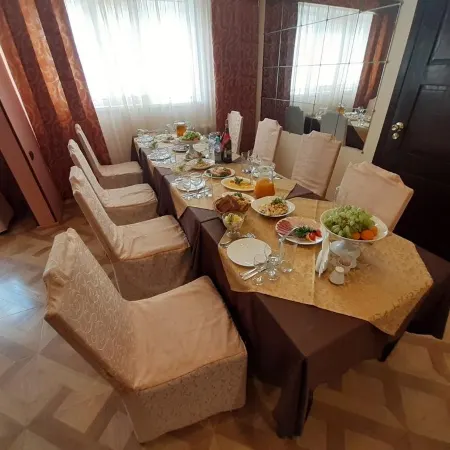 MAXROOMS Волга Голливуд