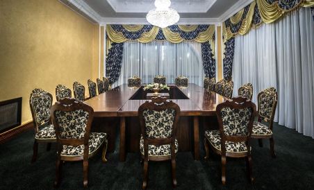 Artis Plaza Hotel - Housity