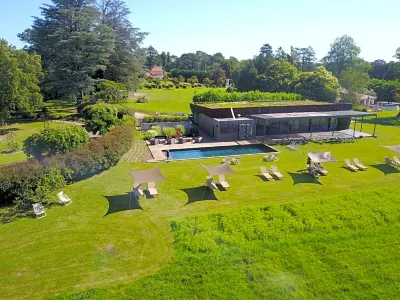 Chateau du Clair de Lune Hotels in Arbonne
