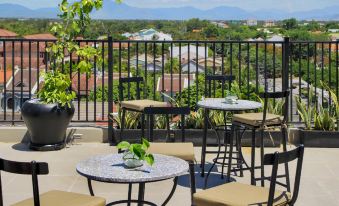 Uptown Hoi An Hotel & Spa