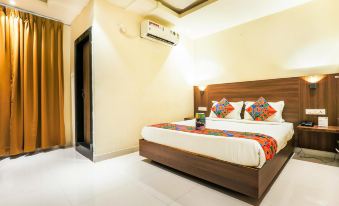 FabHotel RR Grand - Next to Trendset Mall