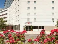 ibis Lyon Caluire Cité Internationale - parking