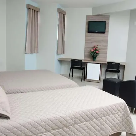 Serras Hotel