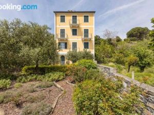 Altido Lovely Flat w/ Private Parking in 5 Terre